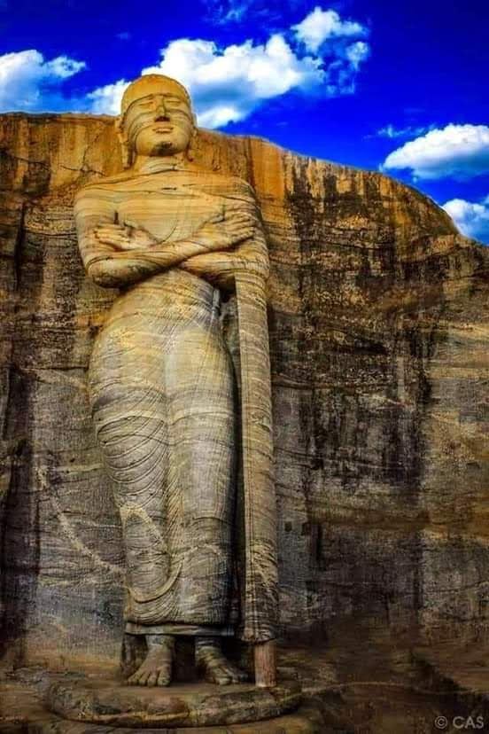 AukanaBuddhaStatue